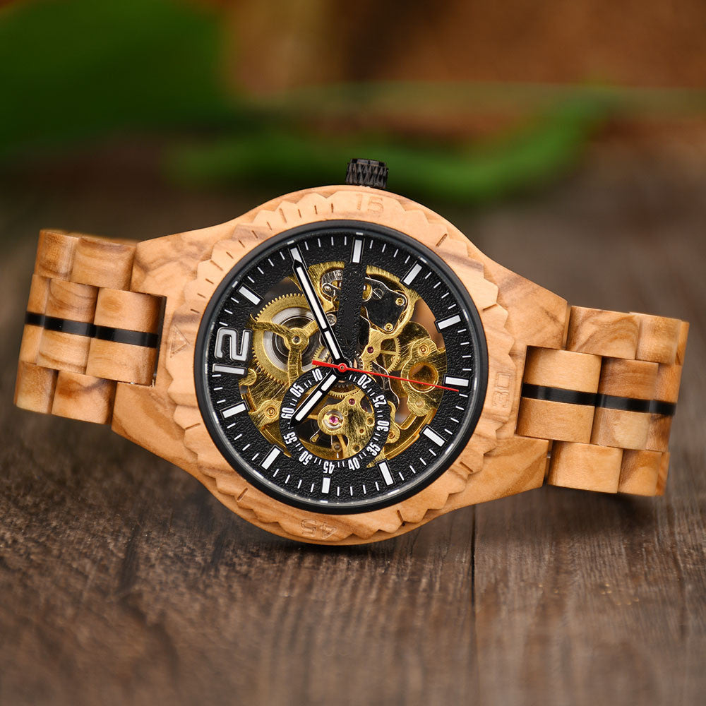 Discover the Fully Automatic Wooden Mechanical Watch, blending natural wood with intricate craftsmanship.